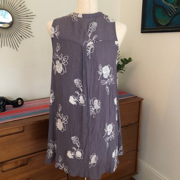 Umgee Floral Embroidered Sleeveless Blouse Small Crinkle Sheer Tunic Boho Chic - Picture 6 of 12